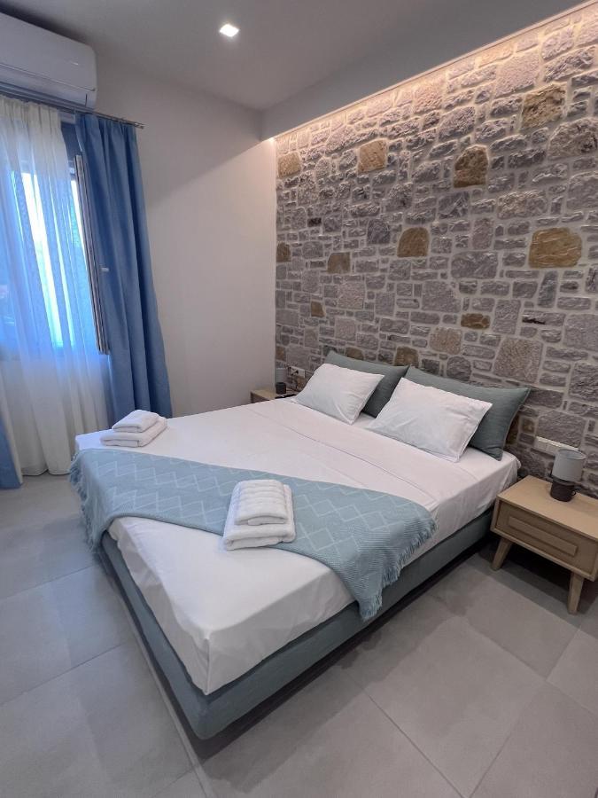 Zeus & Emmanuil Luxury Houses มิรินา ภายนอก รูปภาพ